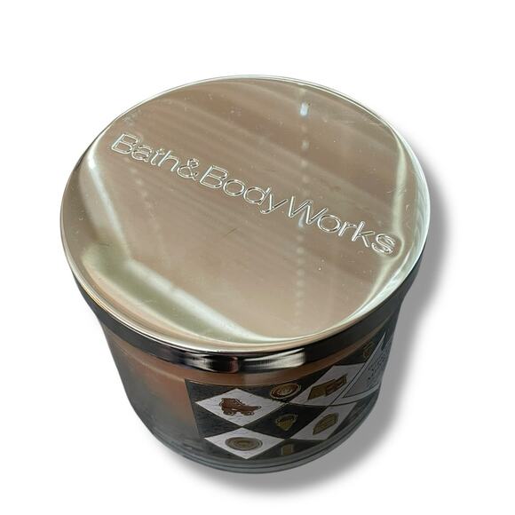 Bath & Body Works Vintage Memories 3 Wick Candle Sweet Cream Cinnamon 14.5 oz - Picture 8 of 12